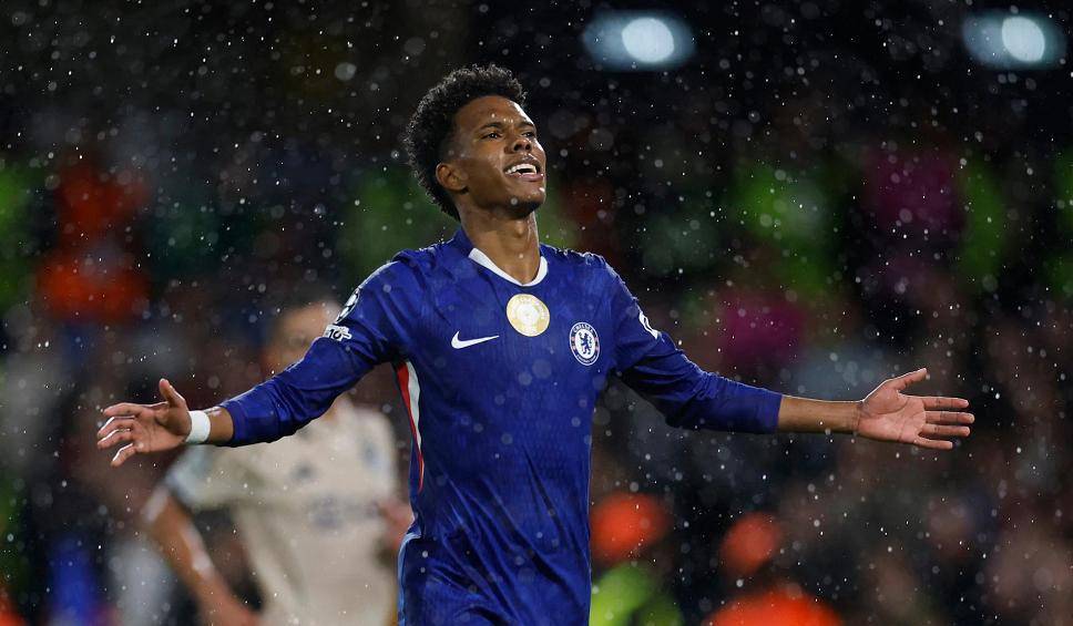 欧冠四冠王造45年耻辱纪录！18岁天才创历史，切尔西5-1主场大捷